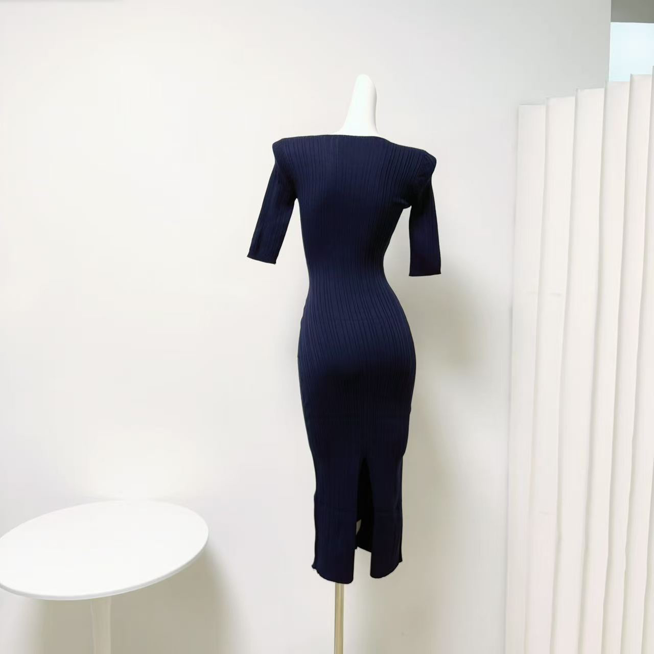 Women's Knit Sleeveless Bodycon Dress Slim Fit Street Style - Image 5