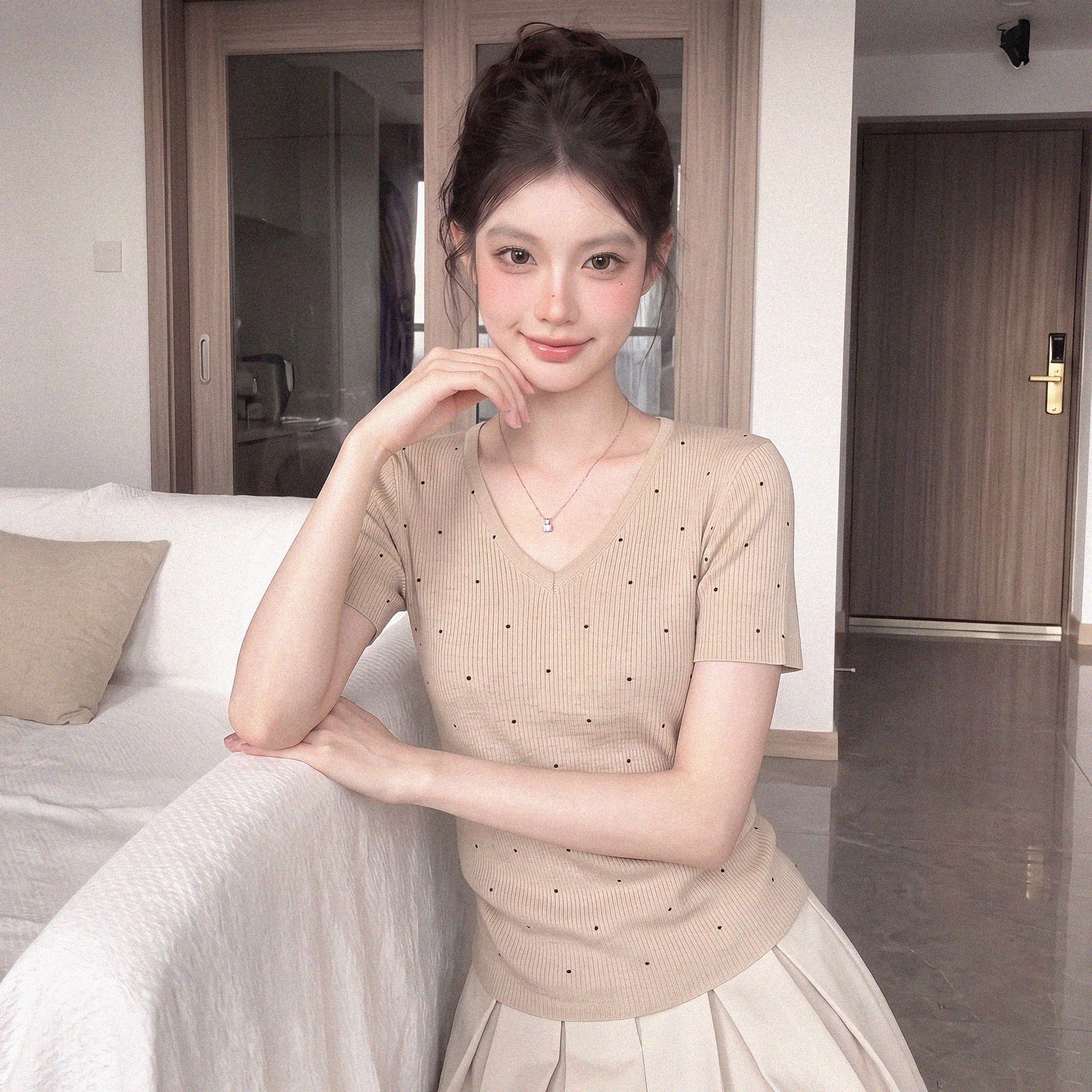 French Style Polka Dot V-Neck Knit T-Shirt for Women Summer Soft Slim Short Sleeve Top - Image 3