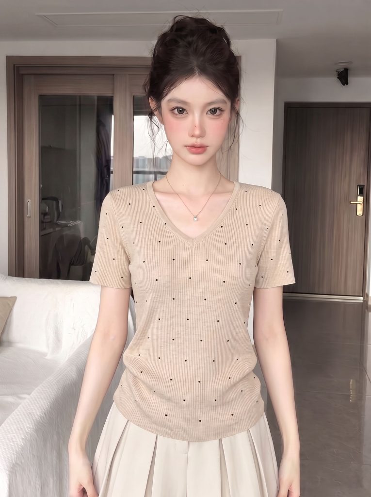 French Style Polka Dot V-Neck Knit T-Shirt for Women Summer Soft Slim Short Sleeve Top