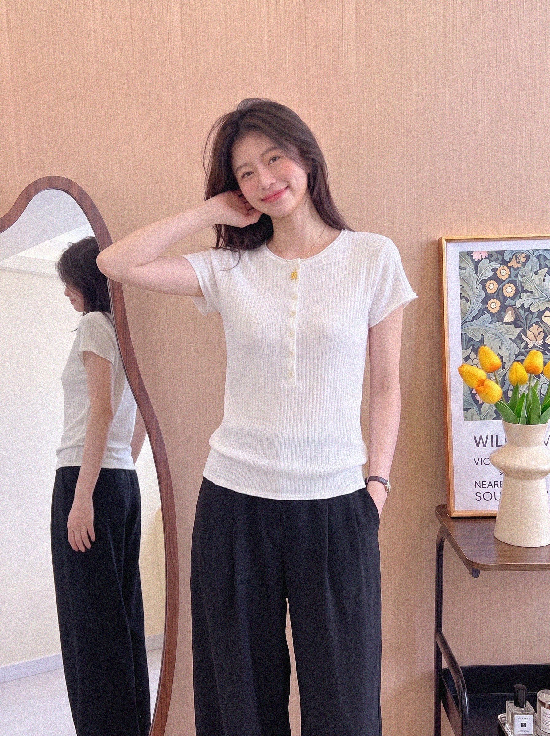 Korean Style White Ribbed Half-Open Neck Short Sleeve Knit T-Shirt for Women Summer Slimming Thin Elegant Top - Image 4