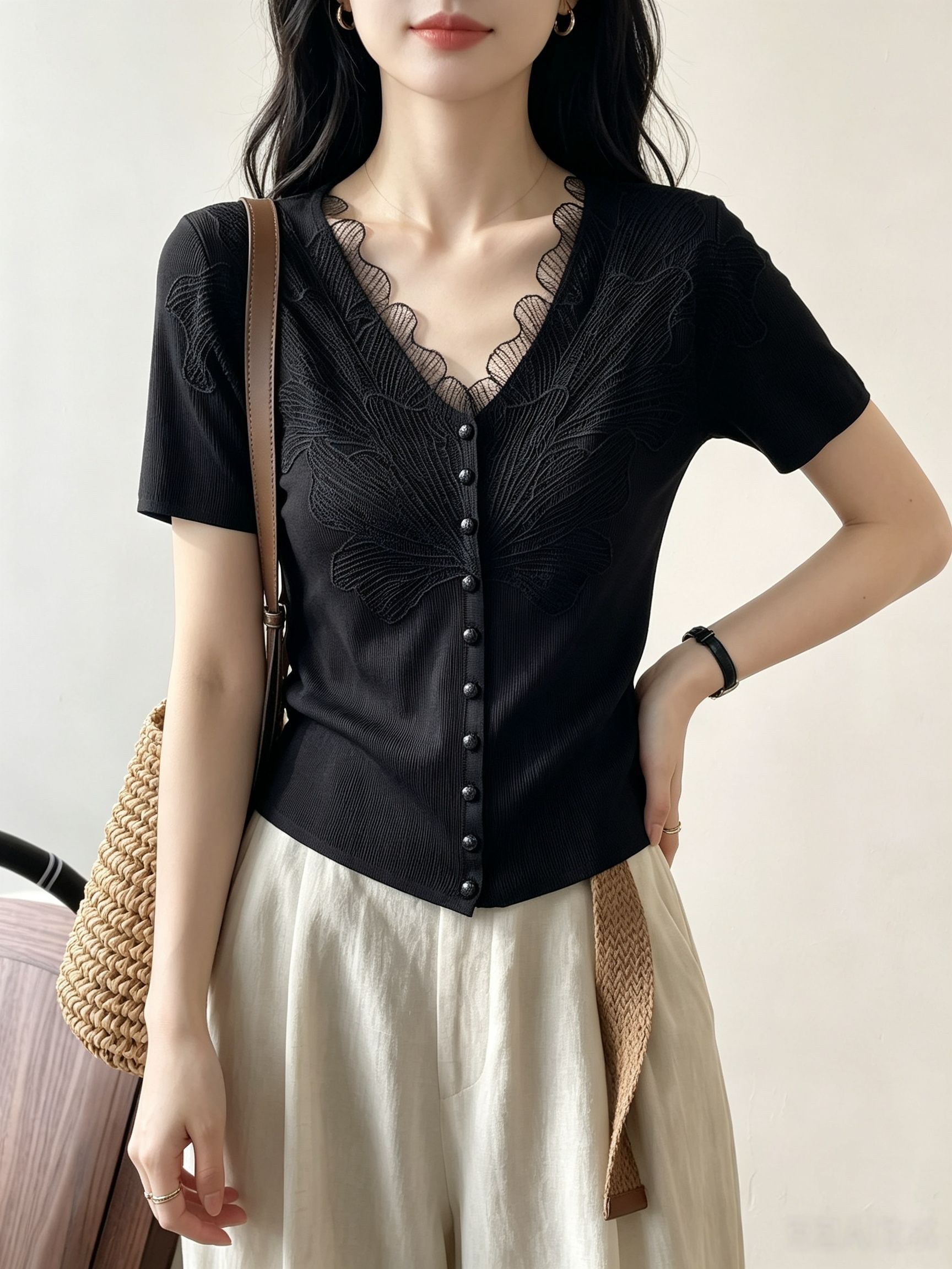 Women's V-Neck Short Sleeve Knit T-Shirt with Lace Trim 2026 Summer - Image 4