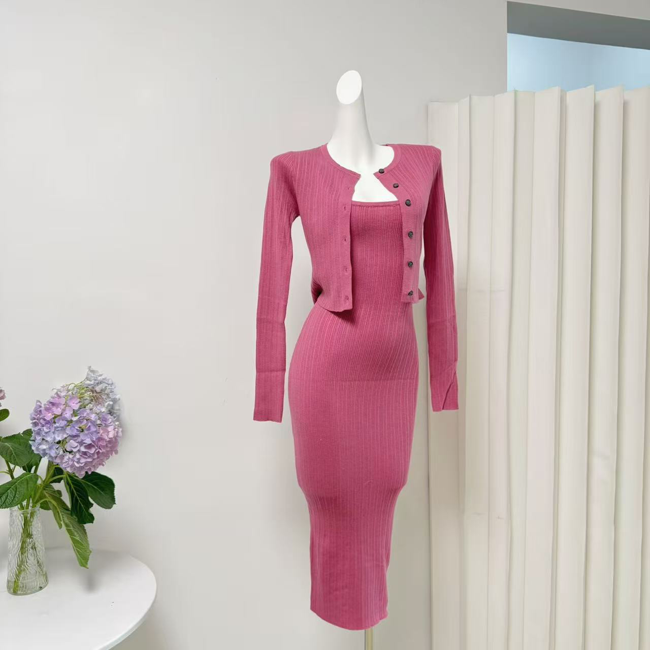 Cher Qiaoluola Berry Red Knit Cardigan and Cami Dress Two-Piece Set for Women Autumn Rose Pink - Image 2